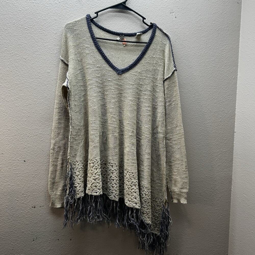 BKE Knit‎ V Neck Sweater Size M Asymmetrical Boho Southwestern Fairy Hippie